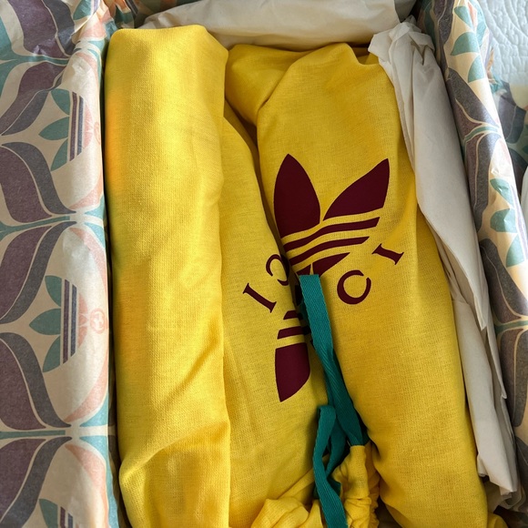 ADIDAS x GUCCI men's Gazelle sneaker - Picture 8 of 9